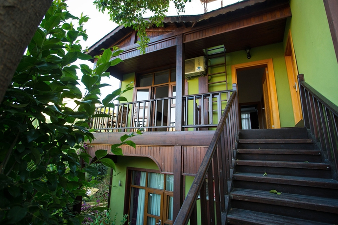 Imagen de la habitación del Hotel Oscar Garden. Foto 12
