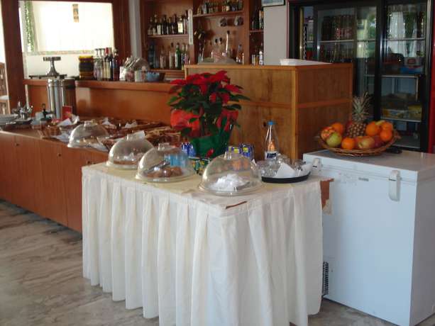 Imagen del bar/restaurante del Hotel Oscar, L&eacute;ucade. Foto 3