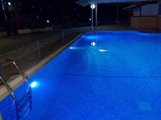 Imagen de la piscina del Hotel Oscar, L&eacute;ucade. Foto 20