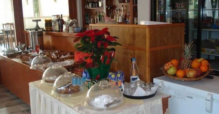 Imagen del bar/restaurante del Hotel Oscar, L&eacute;ucade. Foto 7
