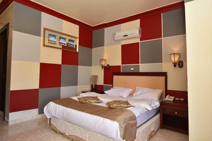 Imagen de la habitación del Hotel Oscar Petra. Foto 9