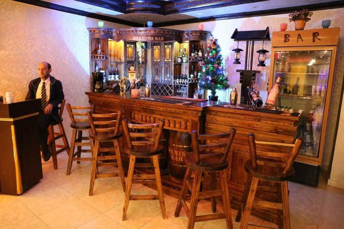 Imagen de los interiores del Hotel Oscar Petra. Foto 20