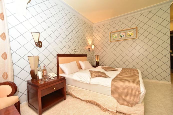 Imagen de la habitación del Hotel Oscar Petra. Foto 14