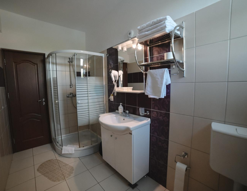 Imagen general del Hotel Oscar, Piatra Neamt. Foto 14