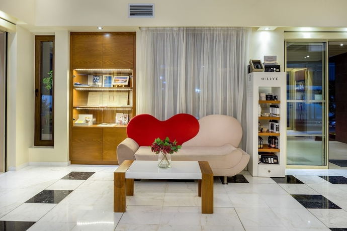 Imagen de los interiores del Hotel Oscar Suites and Village. Foto 14