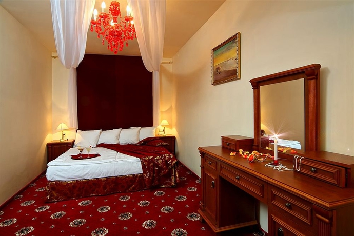 Imagen de la habitación del Hotel Oscar, Truskavets. Foto 10