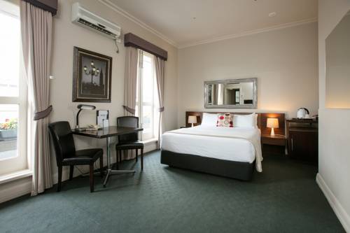 Imagen de la habitación del Hotel Oscar's. Foto 6