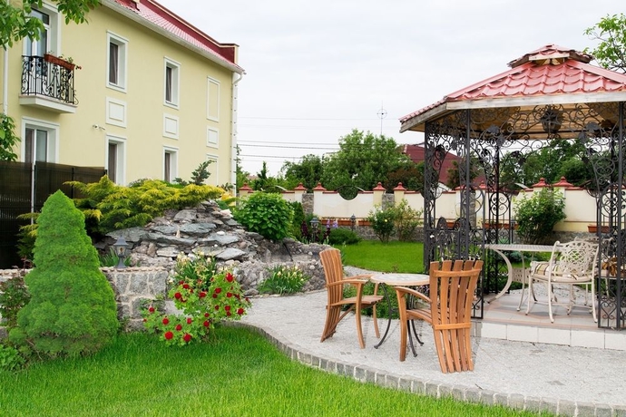 Imagen de los exteriores del Hotel Oselya. Foto 15