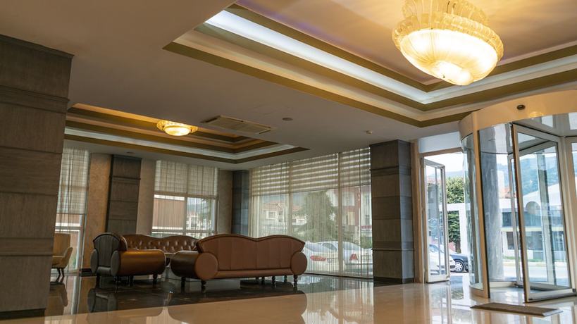 Imagen de los interiores del Hotel Osh Luxury. Foto 19