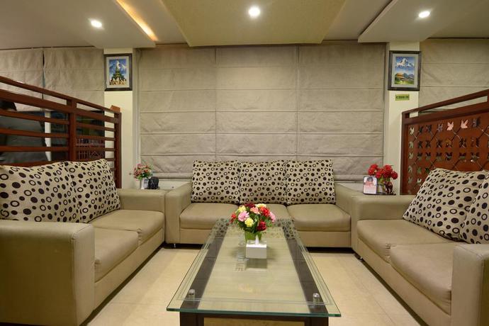 Imagen de los interiores del Hotel Osho Home. Foto 11