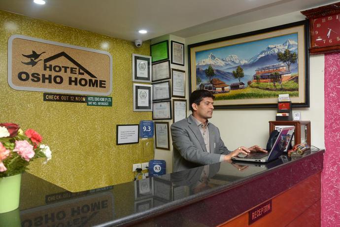 Imagen de los interiores del Hotel Osho Home. Foto 12
