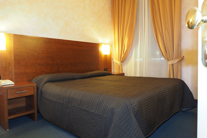 Imagen general del Hotel Osimar. Foto 1