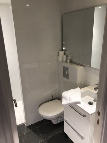 Imagen de la habitación del Hotel Oskar. Foto 2