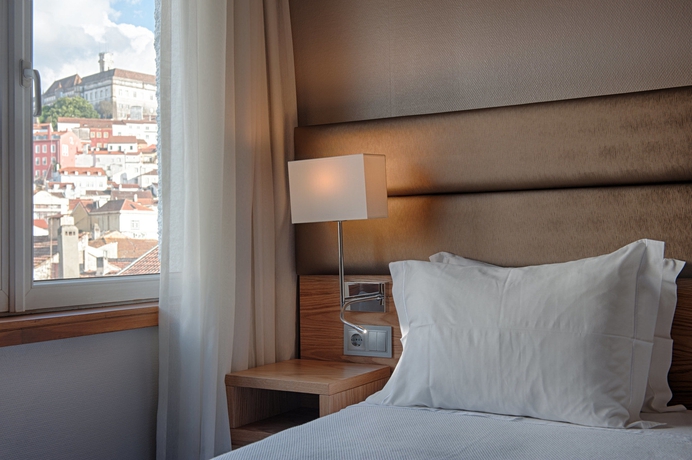Imagen de la habitación del Hotel Oslo, Coimbra. Foto 4