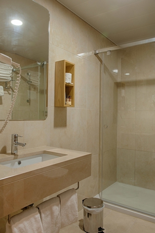Imagen de la habitación del Hotel Oslo, Coimbra. Foto 5