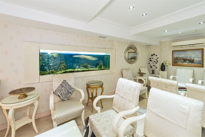 Imagen de los interiores del Hotel Osmanbey Fatih. Foto 13