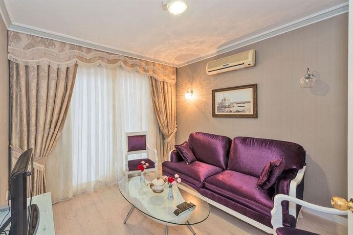 Imagen de los interiores del Hotel Osmanbey Fatih. Foto 15