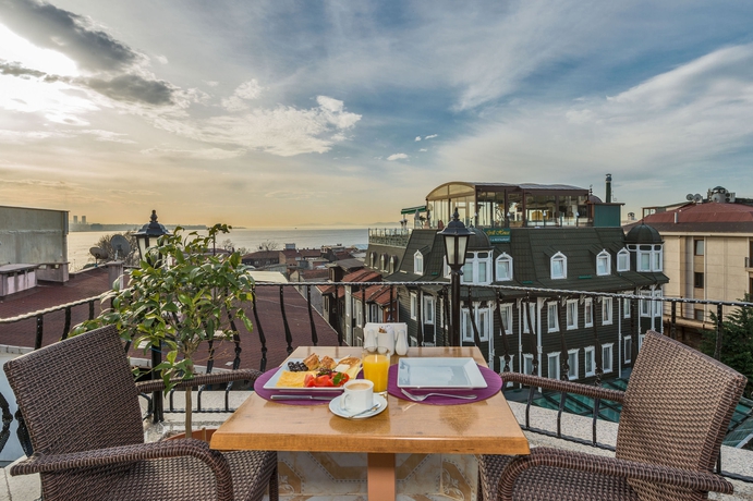 Imagen del bar/restaurante del Hotel Osmanhan. Foto 5