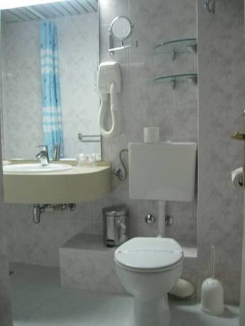 Imagen general del Hotel Osmine. Foto 15