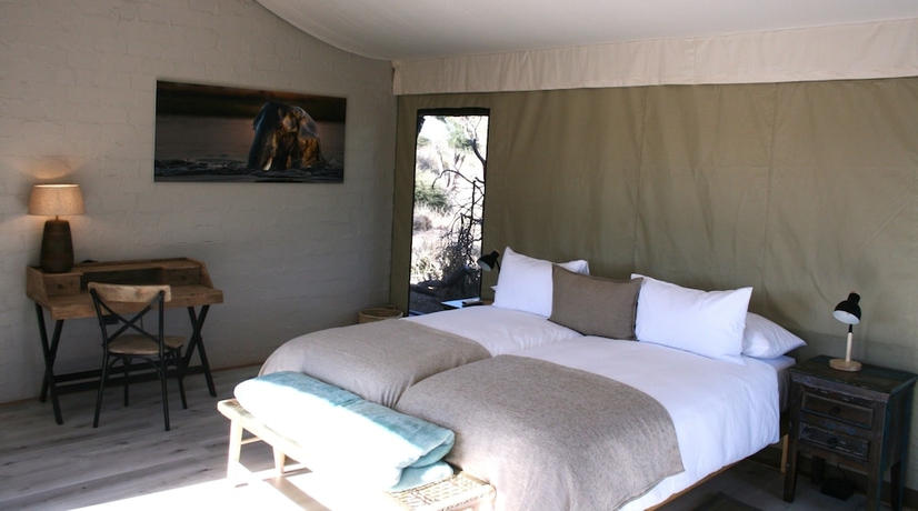 Imagen de la habitación del Hotel Osonjiva Outpost. Foto 7