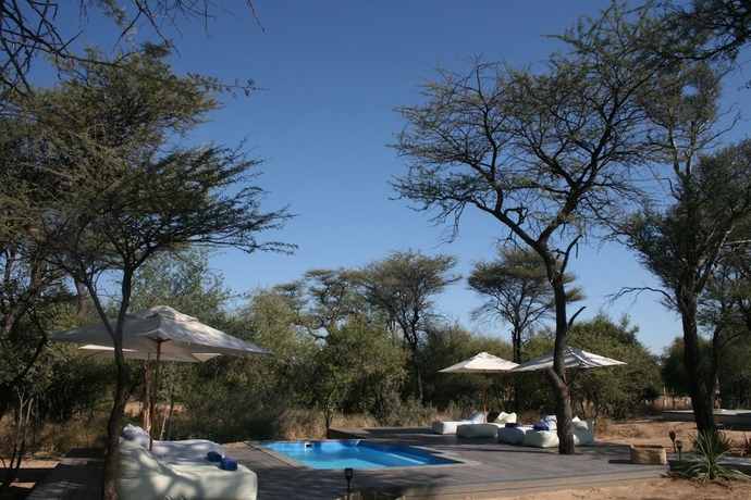 Imagen de la piscina del Hotel Osonjiva Outpost. Foto 14