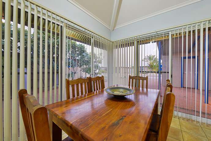 Imagen de la habitación del Hotel Osprey Holiday Village. Foto 15