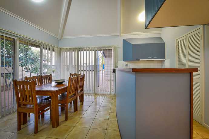 Imagen de la habitación del Hotel Osprey Holiday Village. Foto 19
