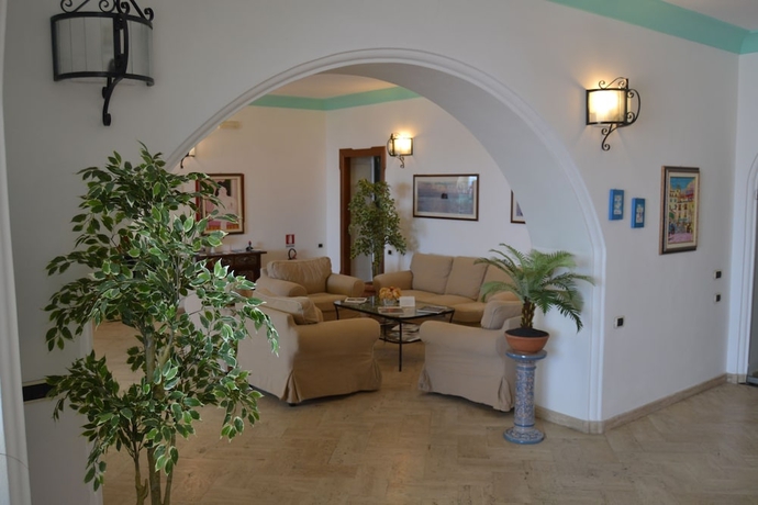 Imagen de los interiores del Hotel Ossidiana Stromboli Center. Foto 12