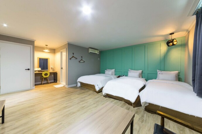 Imagen de la habitación del Hotel Ost. Foto 17