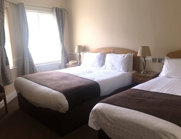 Imagen de la habitación del Hotel Ost&aacute;n Loch Altan. Foto 17