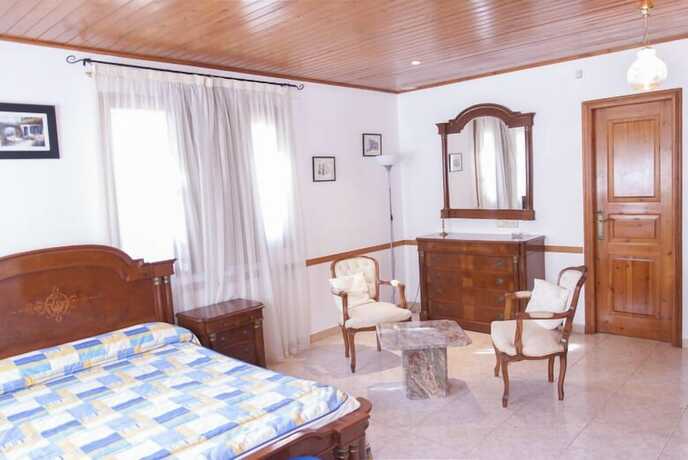 Imagen general del Hotel Ostau Dera Nheu. Foto 12