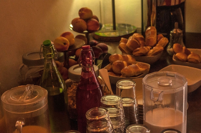 Imagen del bar/restaurante del Hotel Ostello Degli Elefanti. Foto 2