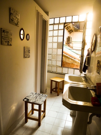 Imagen de la habitación del Hotel Ostello Degli Elefanti. Foto 8