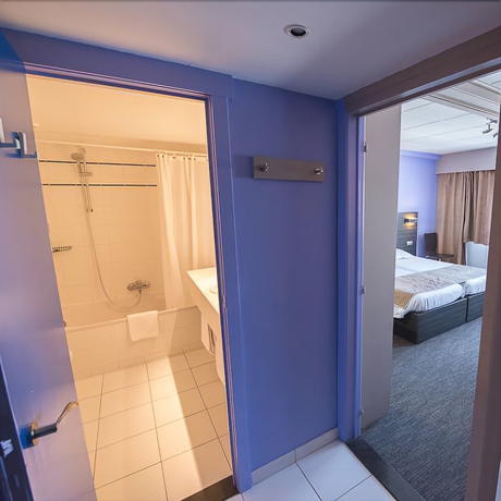 Imagen de la habitación del Hotel Ostend. Foto 11