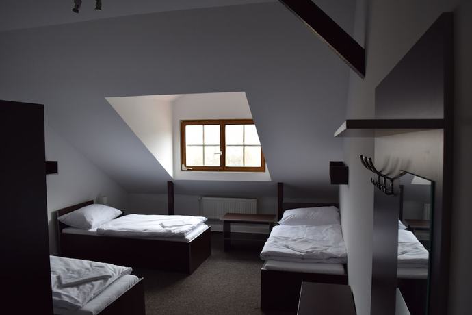 Imagen de la habitación del Hotel Ostende, Chocerady. Foto 11