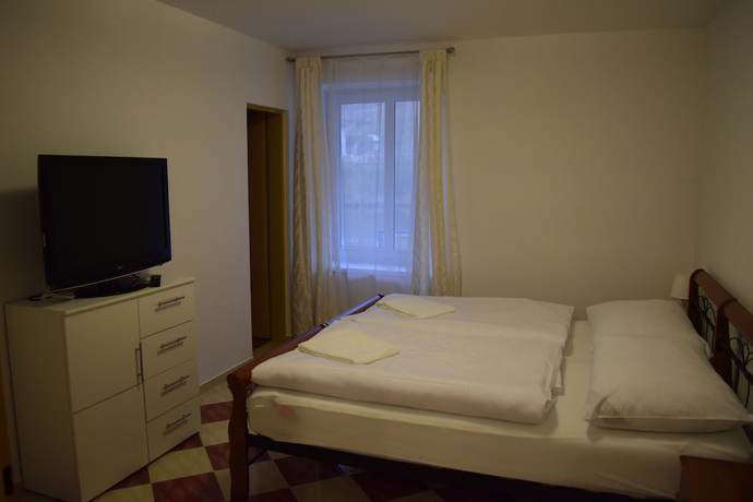 Imagen general del Hotel Ostende, Chocerady. Foto 1