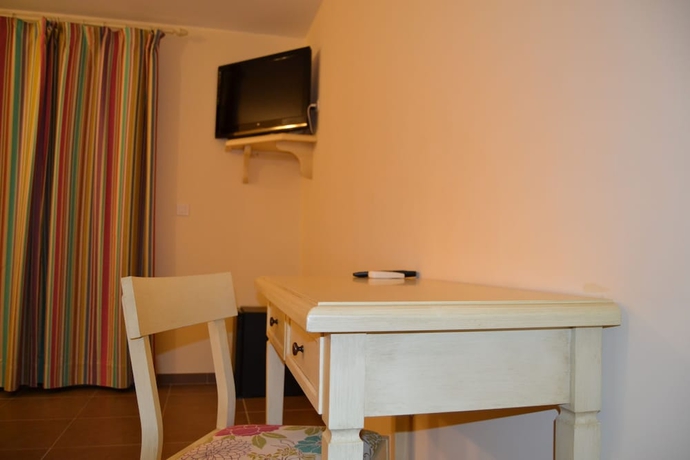 Imagen de la habitación del Hotel Osteria A Stalla Sischese. Foto 4