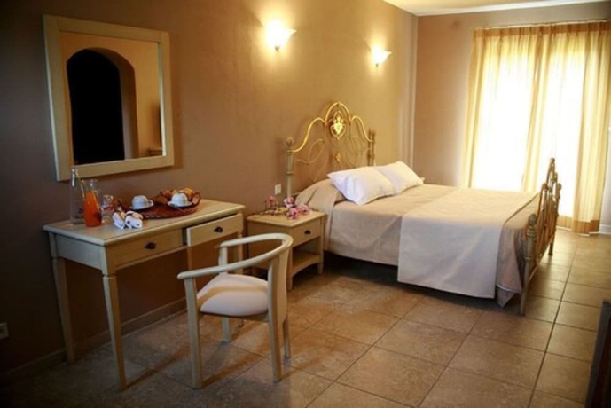 Imagen de la habitación del Hotel Osteria A Stalla Sischese. Foto 10