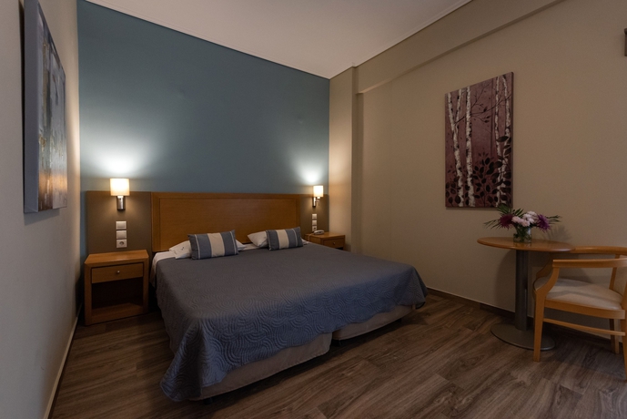 Imagen de la habitación del Hotel Ostria, Kalamata. Foto 2