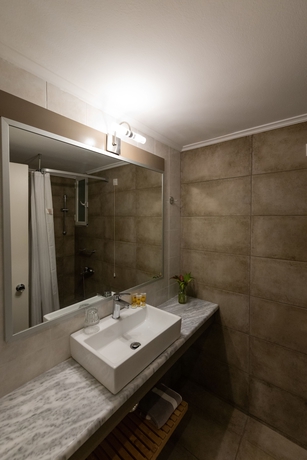 Imagen de la habitación del Hotel Ostria, Kalamata. Foto 10