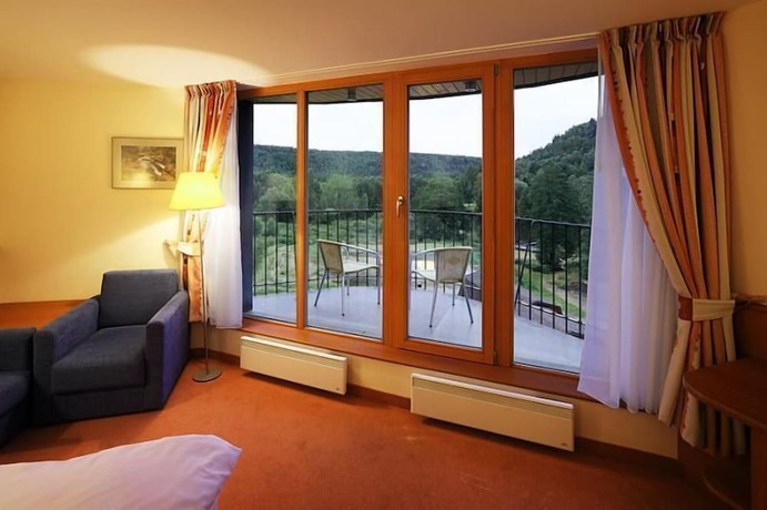 Imagen de la habitación del Hotel Ostrov, Bohemia Central. Foto 6