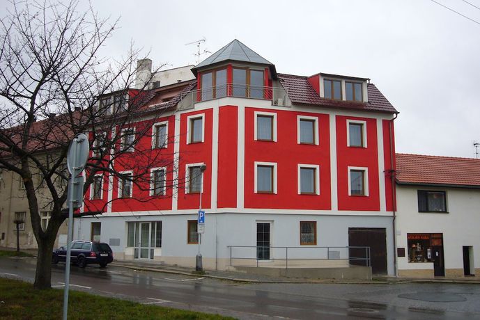 Imagen general del Hotel Ostrov Garni. Foto 1