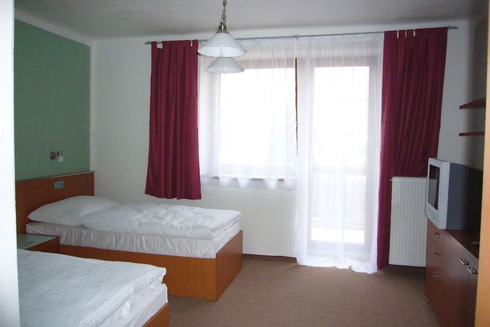 Imagen de la habitación del Hotel Ostrov Garni. Foto 4