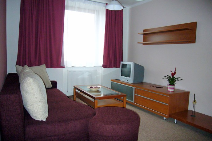Imagen de la habitación del Hotel Ostrov Garni. Foto 8
