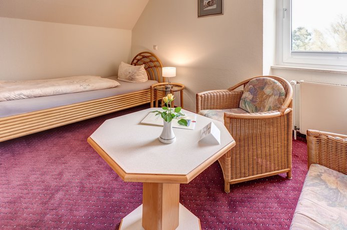 Imagen de la habitación del Hotel Ostsee-garni. Foto 12