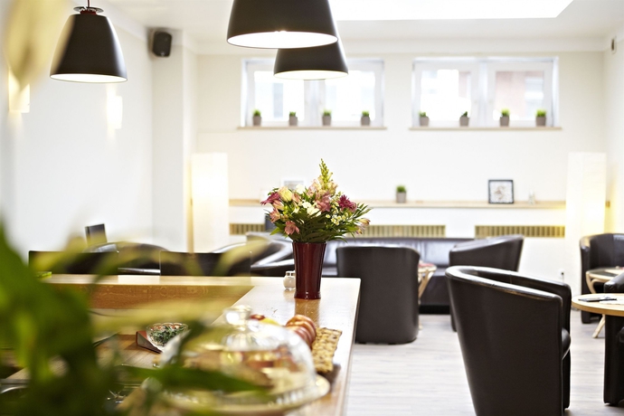 Imagen de los interiores del Hotel Ostseehalle Kiel By Premiere Classe. Foto 14