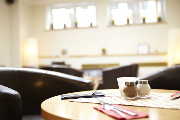 Imagen del bar/restaurante del Hotel Ostseehalle Kiel By Premiere Classe. Foto 6