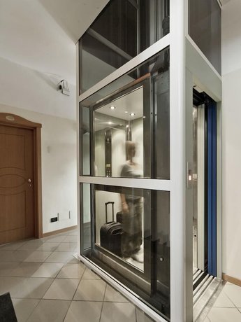 Imagen de los interiores del Hotel Ostuni, Viserbella. Foto 19