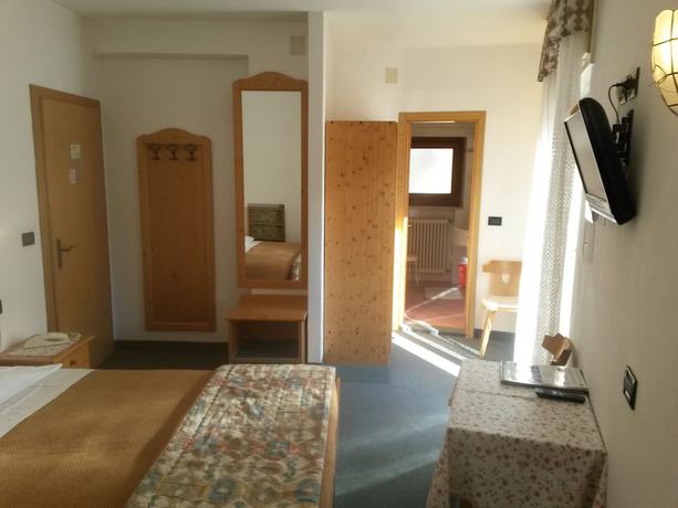 Imagen de la habitación del Hotel Oswald, Canazei. Foto 2