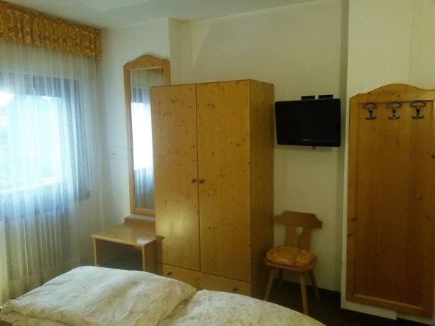 Imagen de la habitación del Hotel Oswald, Canazei. Foto 18